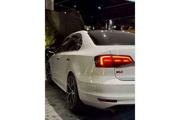 2015 Volkswagen Jetta 155TSI Highline Sport 1B image