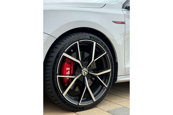 2015 Volkswagen Jetta 155TSI Highline Sport 1B image