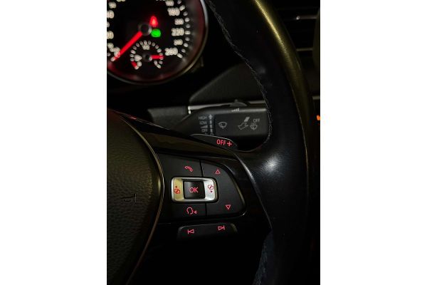 2015 Volkswagen Jetta 155TSI Highline Sport 1B image