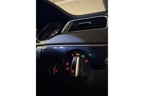 2015 Volkswagen Jetta 155TSI Highline Sport 1B image