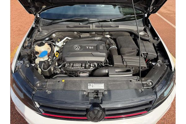 2015 Volkswagen Jetta 155TSI Highline Sport 1B image