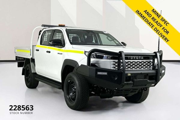 2026 Toyota Hilux GUN227R SR image