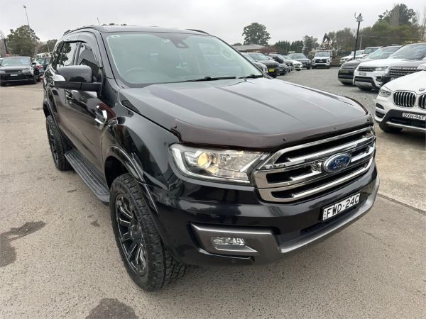 2015 Ford Everest Wagon UA Trend image