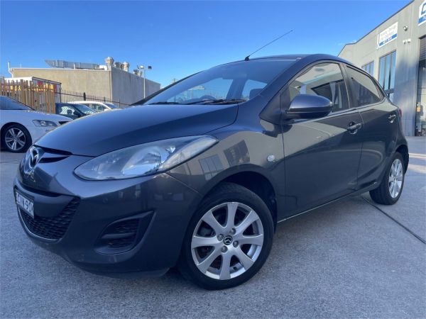 2014 MAZDA MAZDA2 5D HATCHBACK DE MY14 NEO SPORT image