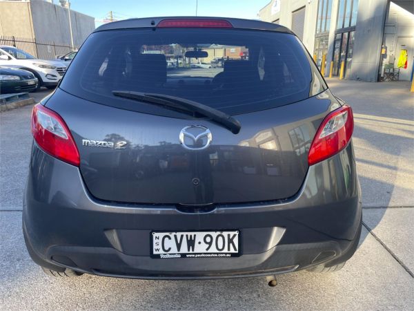 2014 MAZDA MAZDA2 5D HATCHBACK DE MY14 NEO SPORT image