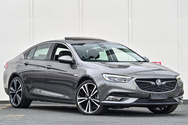 2018 Holden Calais Liftback ZB MY18 V image
