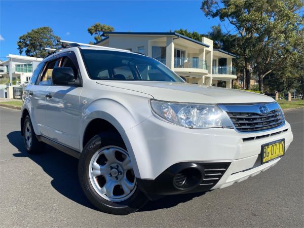 2010 SUBARU FORESTER 4D WAGON MY10 X image