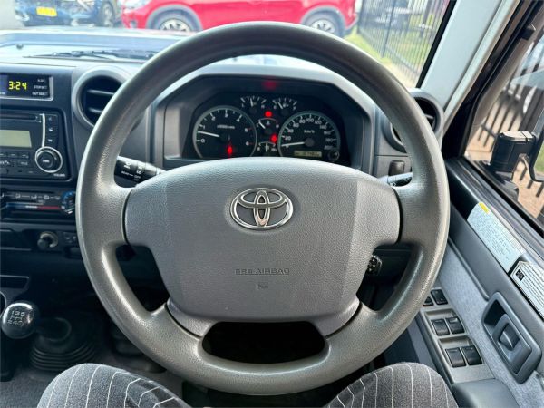 2019 Toyota Landcruiser VDJ76R GXL image