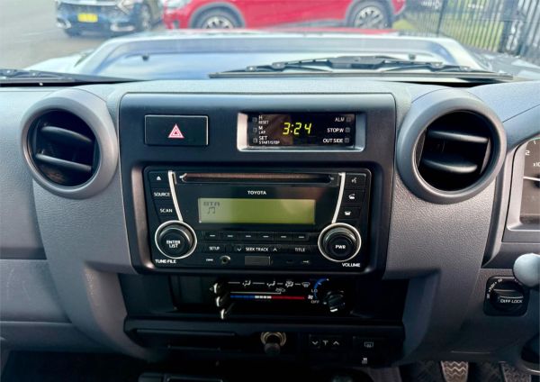 2019 Toyota Landcruiser VDJ76R GXL image