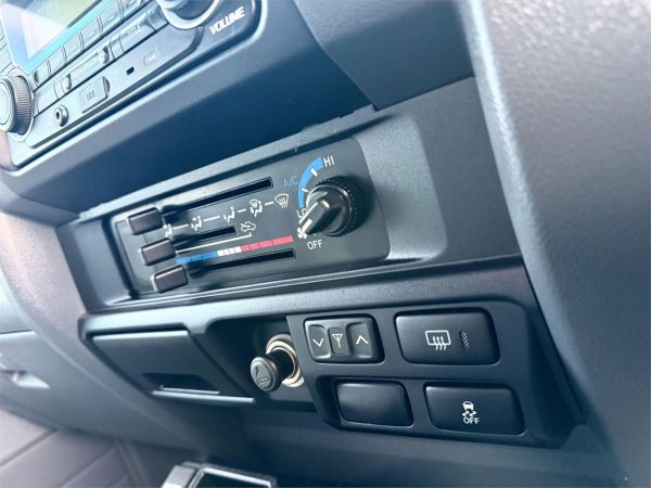 2019 Toyota Landcruiser VDJ76R GXL image