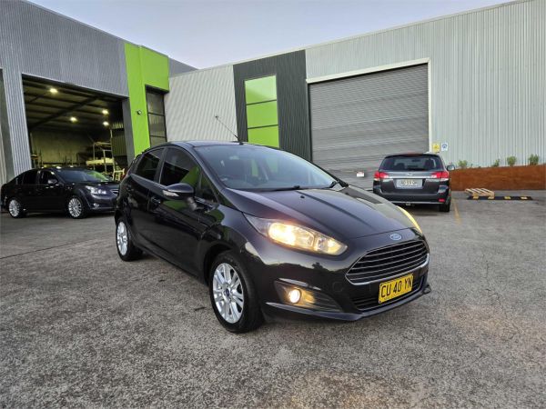 2013 Ford Fiesta Hatchback WT LX image