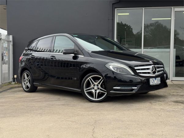 2014 MERCEDES-BENZ B200 5D HATCHBACK 246 MY14 CDI image