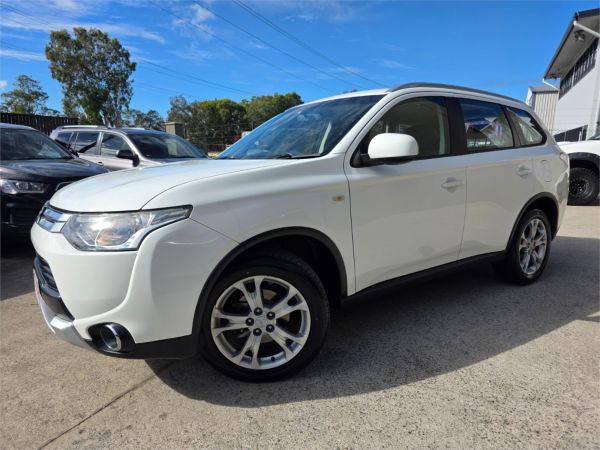 2014 Mitsubishi Outlander Wagon ZJ MY14.5 ES image