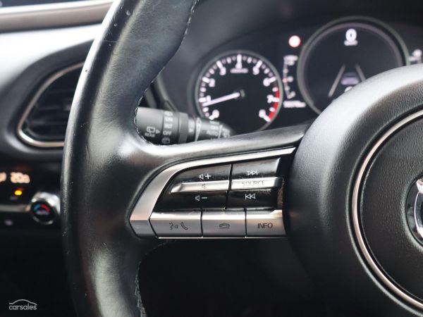 2021 Mazda CX-30 G25 Touring image