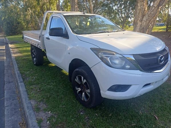 2017 Mazda BT-50 MY16 XT (4x2) White 6 Speed Manual Cab Chassis image