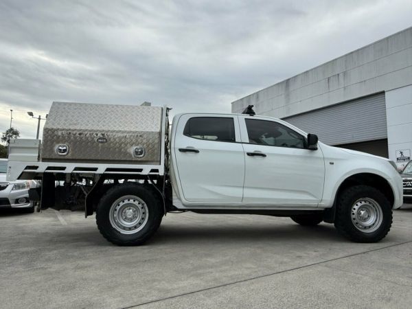 2022 Isuzu D-MAX RG MY23 SX Crew Cab White 6 Speed Sports Automatic Cab Chassis image