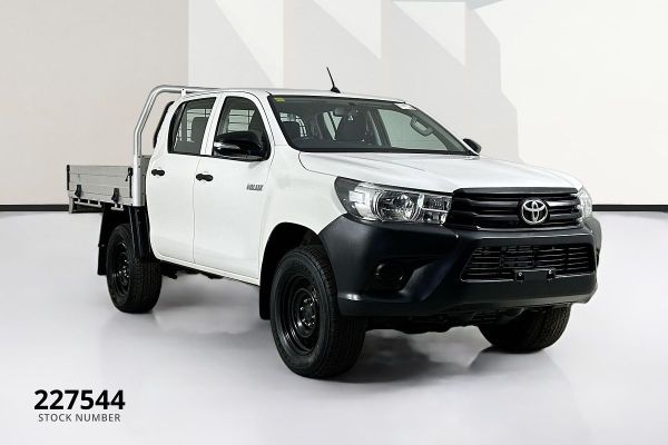 2017 Toyota HILUX WORKMATE (4x4) GUN125R 4X4 image