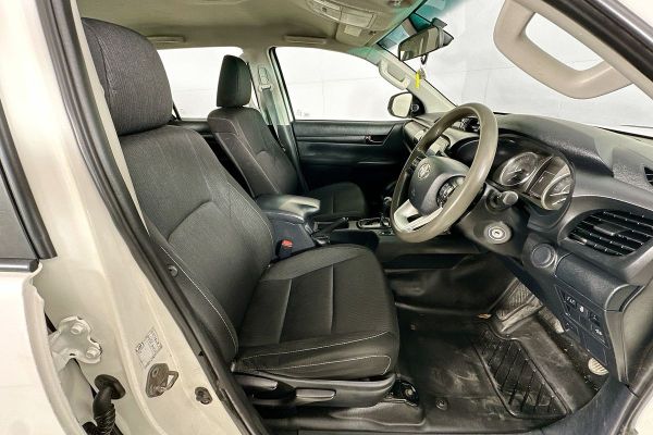 2020 Toyota Hilux GUN126R SR image