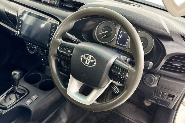 2020 Toyota Hilux GUN126R SR image