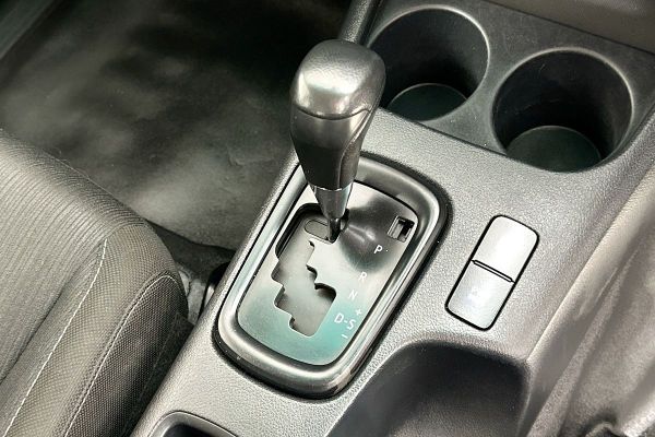 2020 Toyota Hilux GUN126R SR image