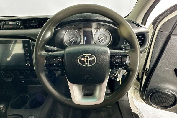 2020 Toyota Hilux GUN126R SR image