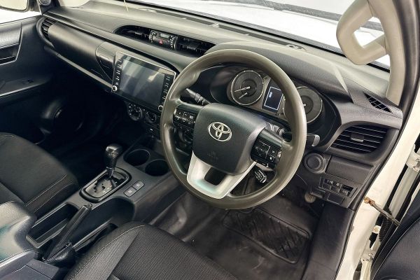 2020 Toyota Hilux GUN126R SR image