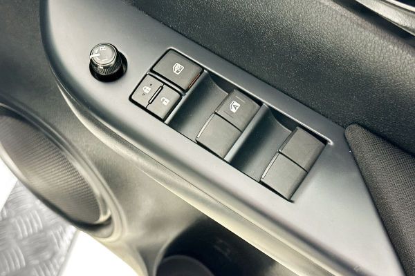 2020 Toyota Hilux GUN126R SR image
