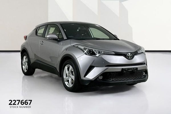 2019 Toyota C-HR NGX50R  image