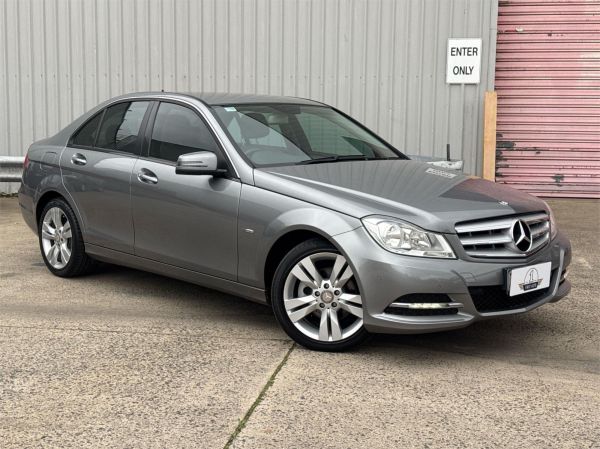 2012 Mercedes-Benz C-Class Sedan W204 MY12 C200 CDI BlueEFFICIENCY image