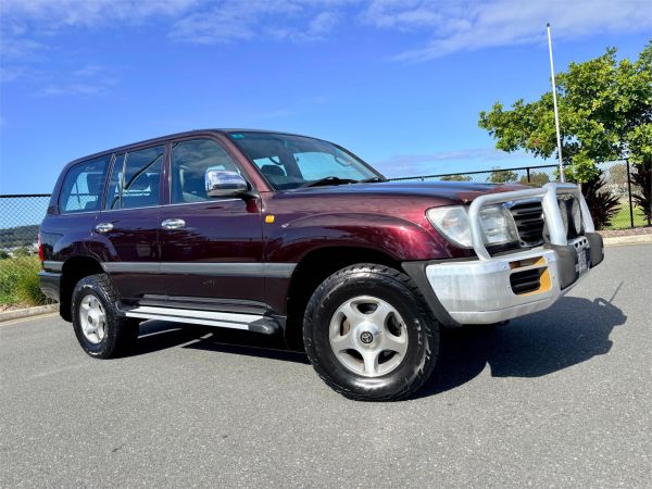 2003 Toyota Landcruiser Wagon UZJ100R GXL image