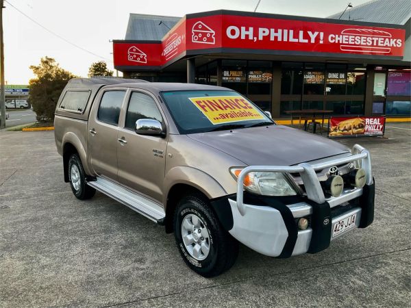 2006 TOYOTA HILUX DUAL CAB P/UP GGN25R SR5 (4x4) image
