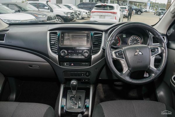 2017 Mitsubishi Triton GLS MQ Auto 4x4 MY18 Double Cab image