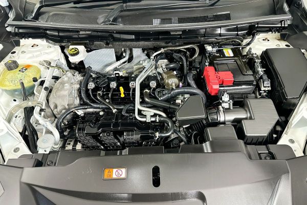 2023 Mitsubishi Outlander ZM ES image