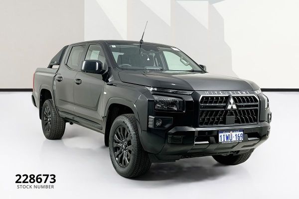 2025 Mitsubishi Triton MV GLX-R image