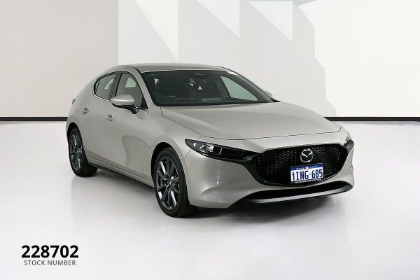 2024 Mazda 3 BP G20 Evolve image