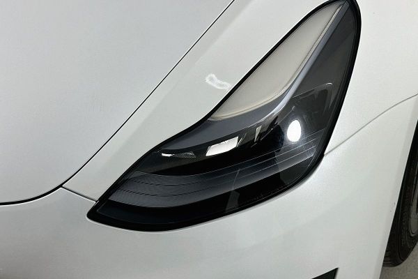 2022 Tesla Model 3 image