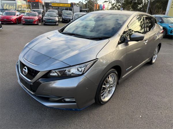 2020 Nissan LEAF Hatchback ZE1 e+ image