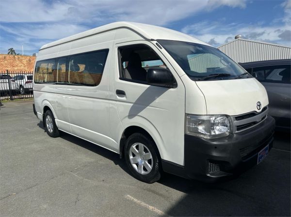 2013 TOYOTA HIACE BUS TRH223R MY12 UPGRADE COMMUTER image