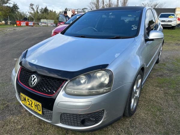 2009 VOLKSWAGEN GOLF 3D HATCHBACK 1K MY09 GTi image