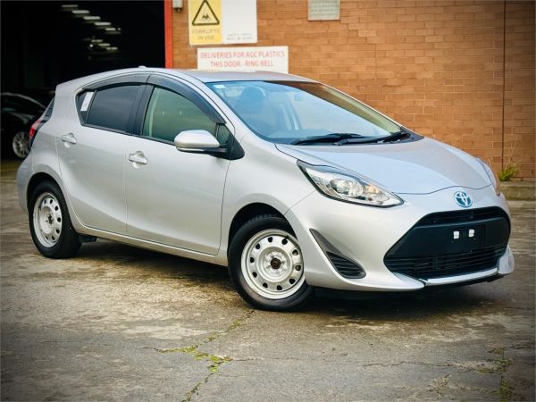 2020 Toyota Aqua Hatchback NHP10 S image