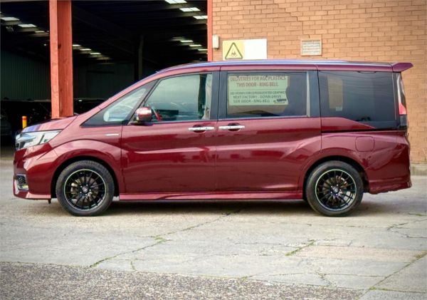 2019 Honda Stepwgn Wagon RP5 Spada image