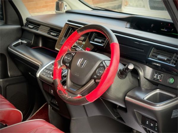 2019 Honda Stepwgn Wagon RP5 Spada image