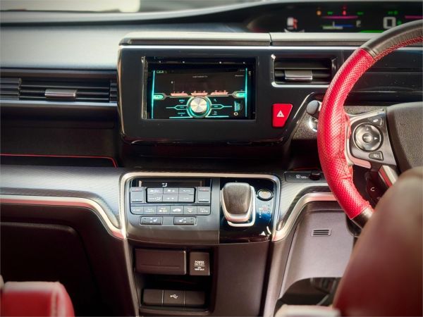 2019 Honda Stepwgn Wagon RP5 Spada image