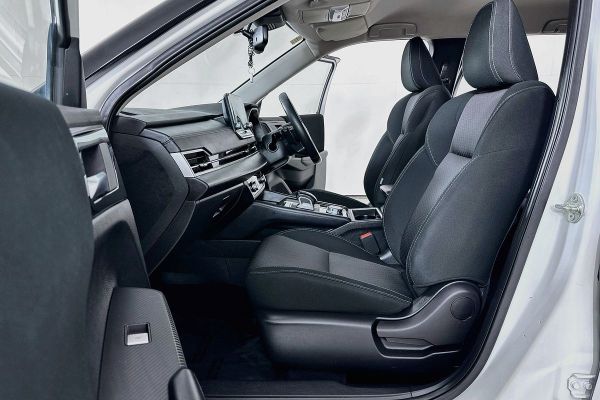 2023 Mitsubishi Outlander ZM LS image