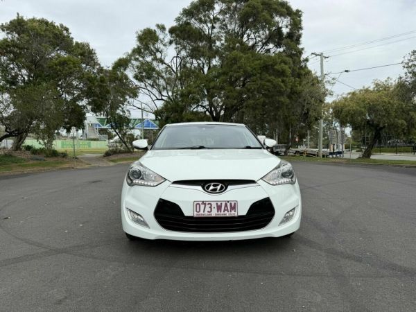 2013 Hyundai Veloster FS3 + Coupe D-CT White 6 Speed Sports Automatic Dual Clutch Hatchback image