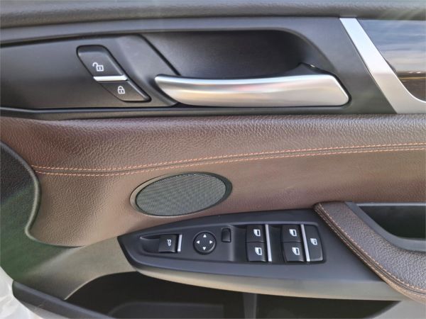 2015 BMW X4 Wagon F26 xDrive20i image