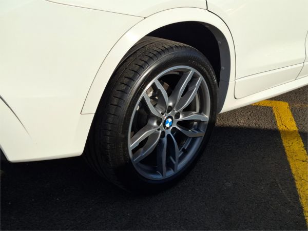 2015 BMW X4 Wagon F26 xDrive20i image