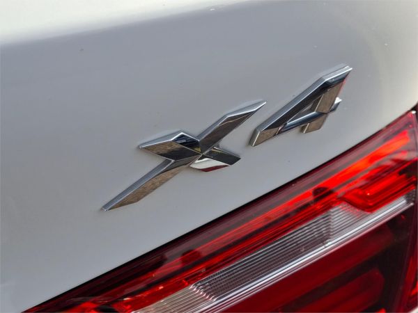 2015 BMW X4 Wagon F26 xDrive20i image