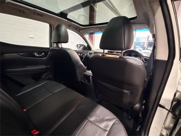 2015 Nissan QASHQAI Wagon J11 TL image