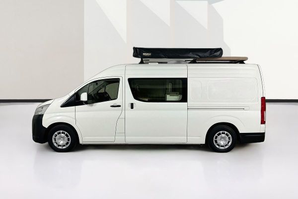 2022 Toyota Hiace GDH320R image